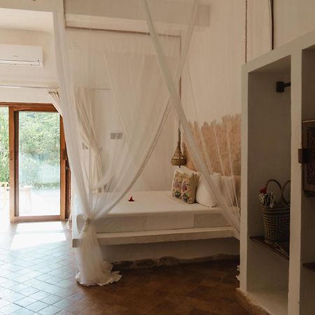 Mvuvi Boutique Resort キウェンワ エクステリア 写真