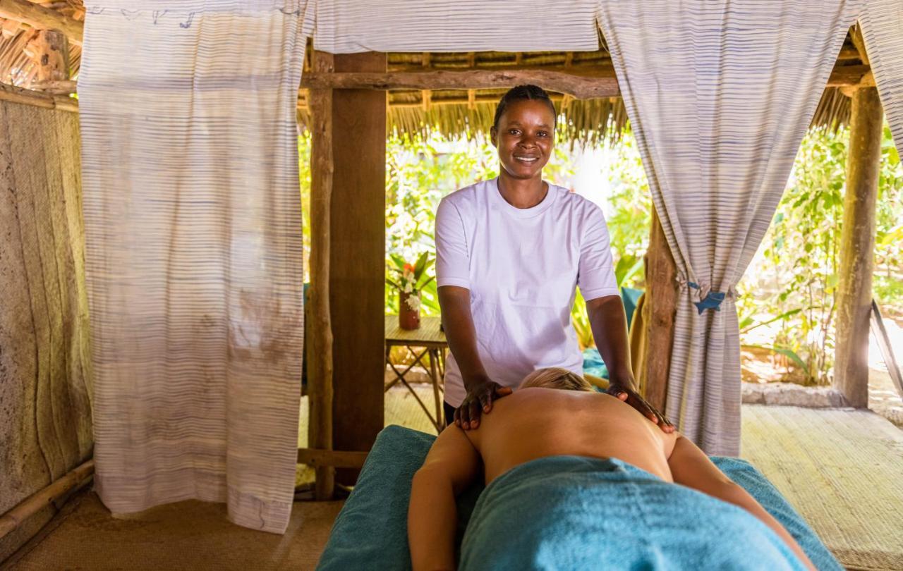 Mvuvi Boutique Resort キウェンワ エクステリア 写真
