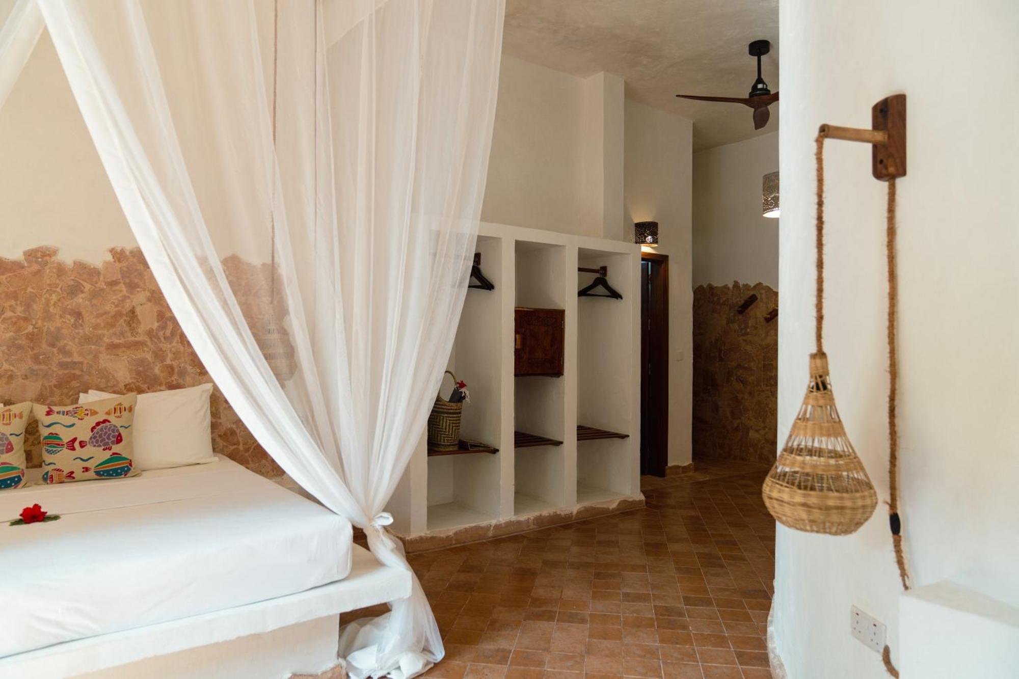 Mvuvi Boutique Resort キウェンワ エクステリア 写真